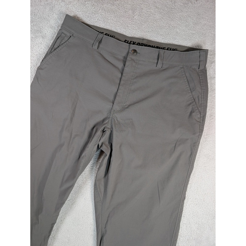 Duluth Trading Co Mens 38x32 Gray Dry on the Fly Relaxed Fit Pants 60102